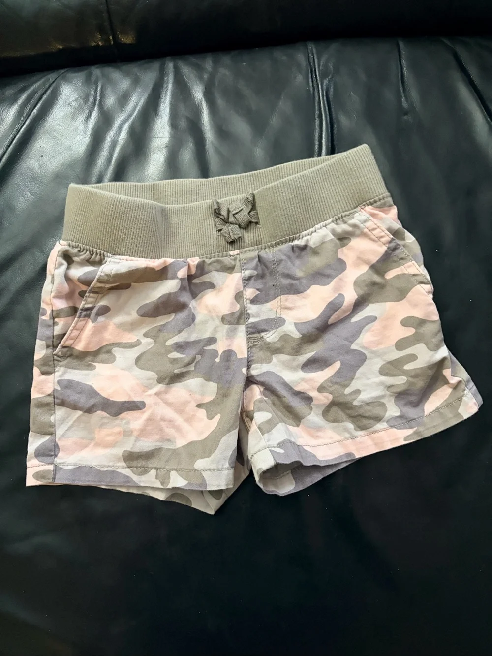Girls' Camouflage Cotton Shorts - Pink & Gray